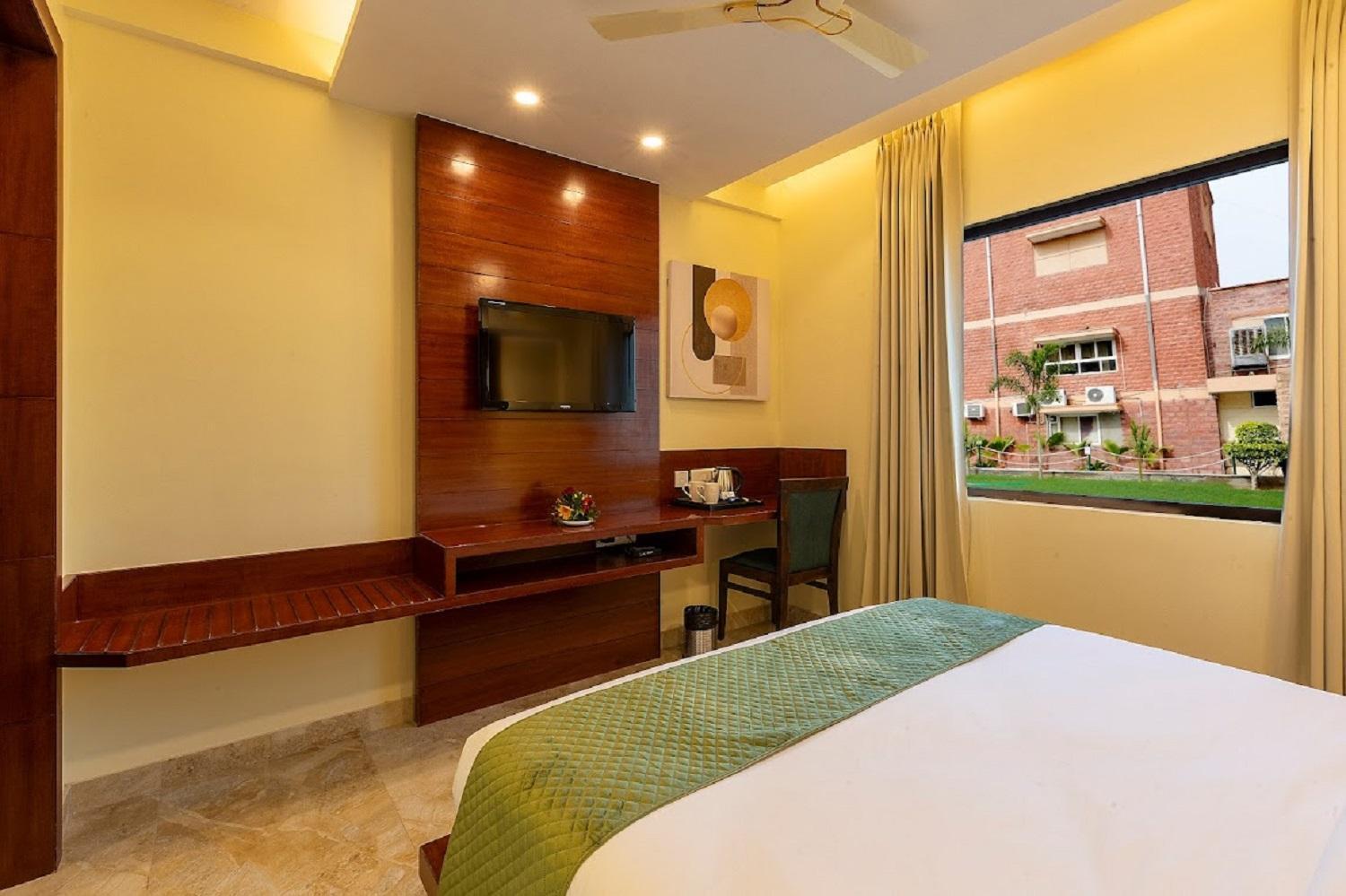Five Elements Mertiya Residency Hotel