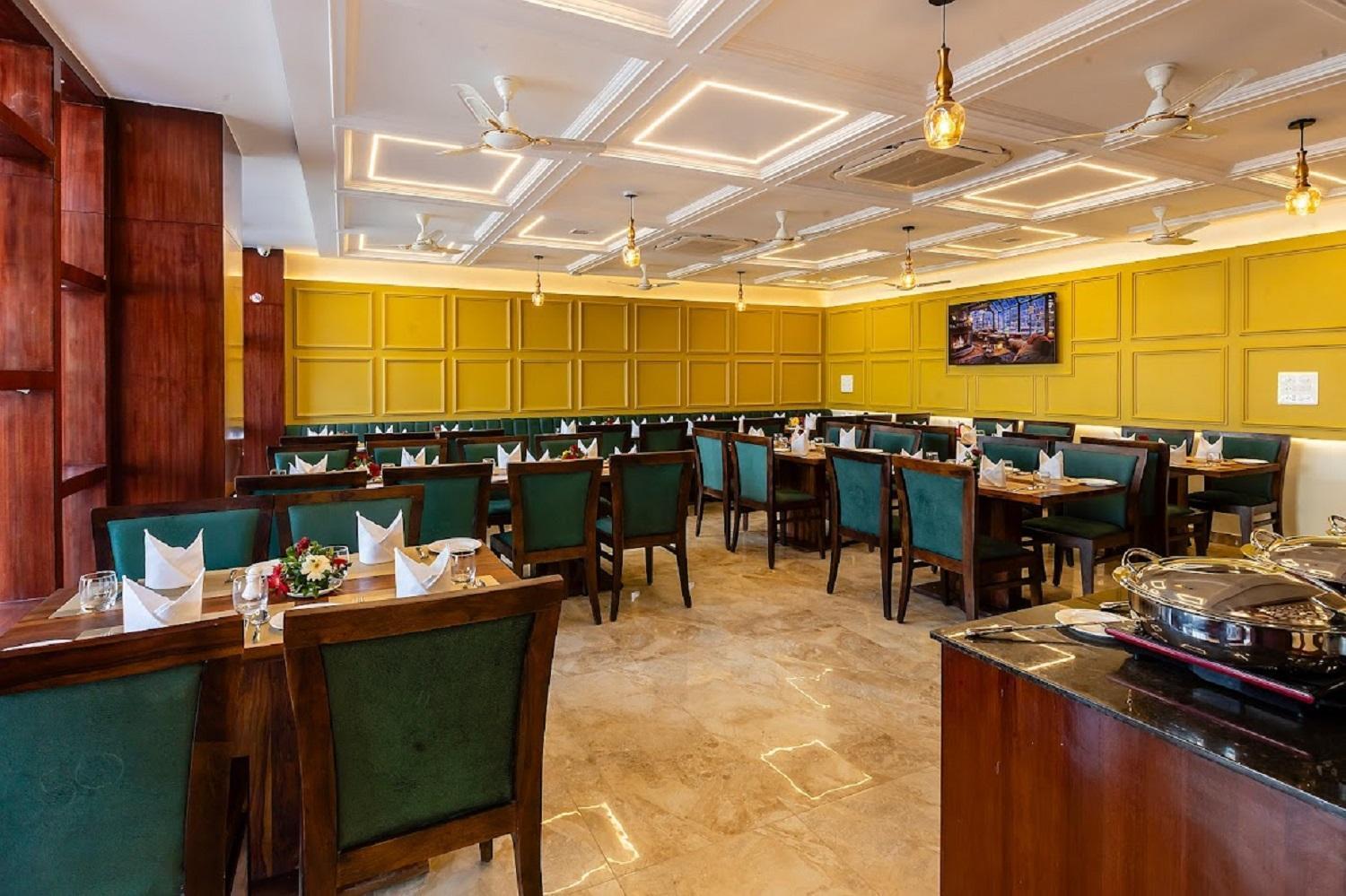 Hotel Five Elements Mertiya Residency