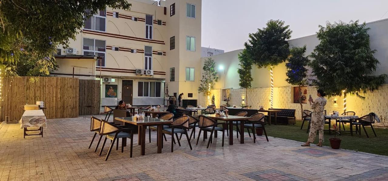 Jai Hari Hotel 3*