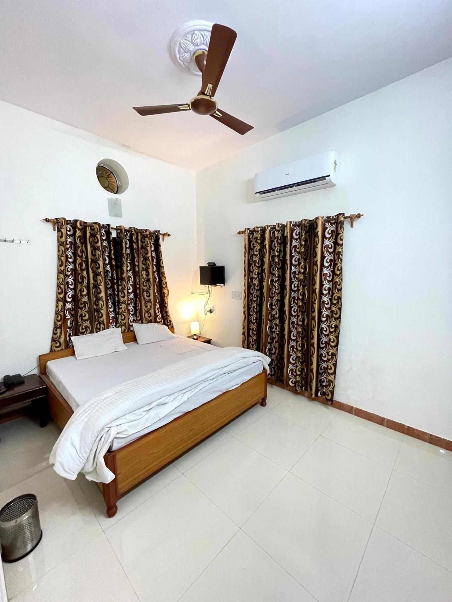 Villa Poonam Palace Near By Airport Jodhpur (Rajasthan)