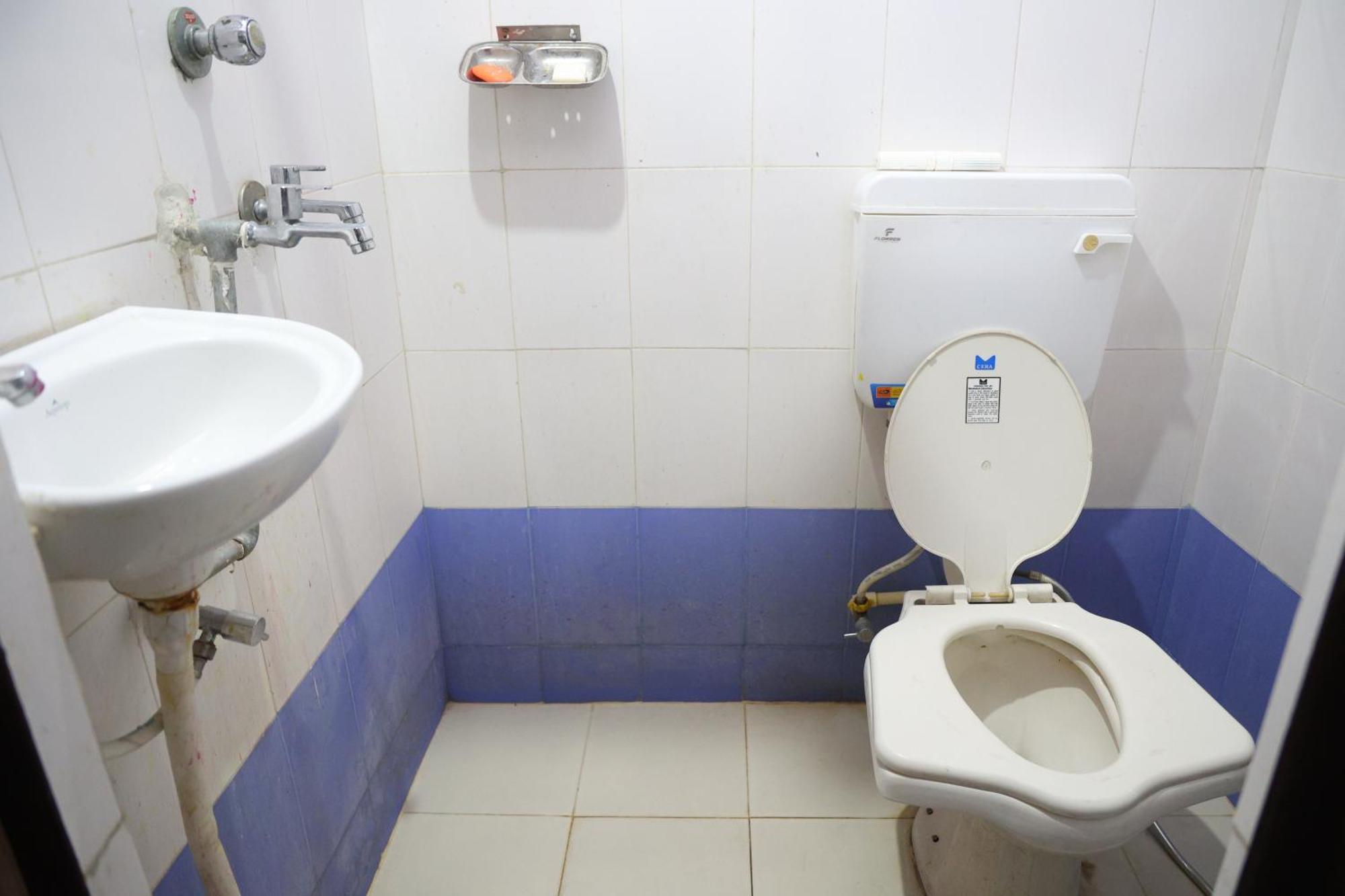 Santkripa Backpackers 400 Mtr From Railway Station Hostel Jodhpur (Rajasthan)