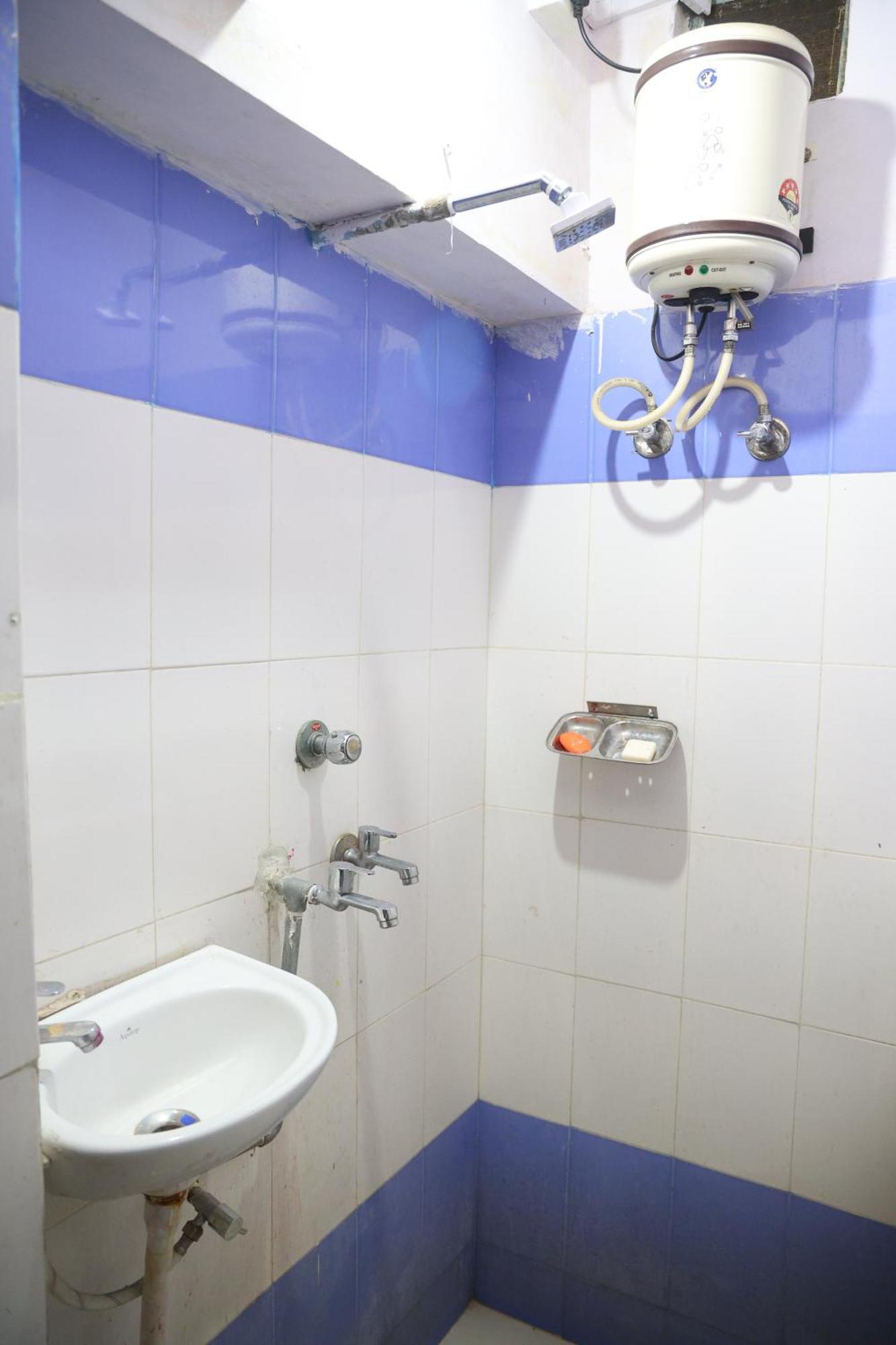 Santkripa Backpackers 400 Mtr From Railway Station * Jodhpur (Rajasthan)