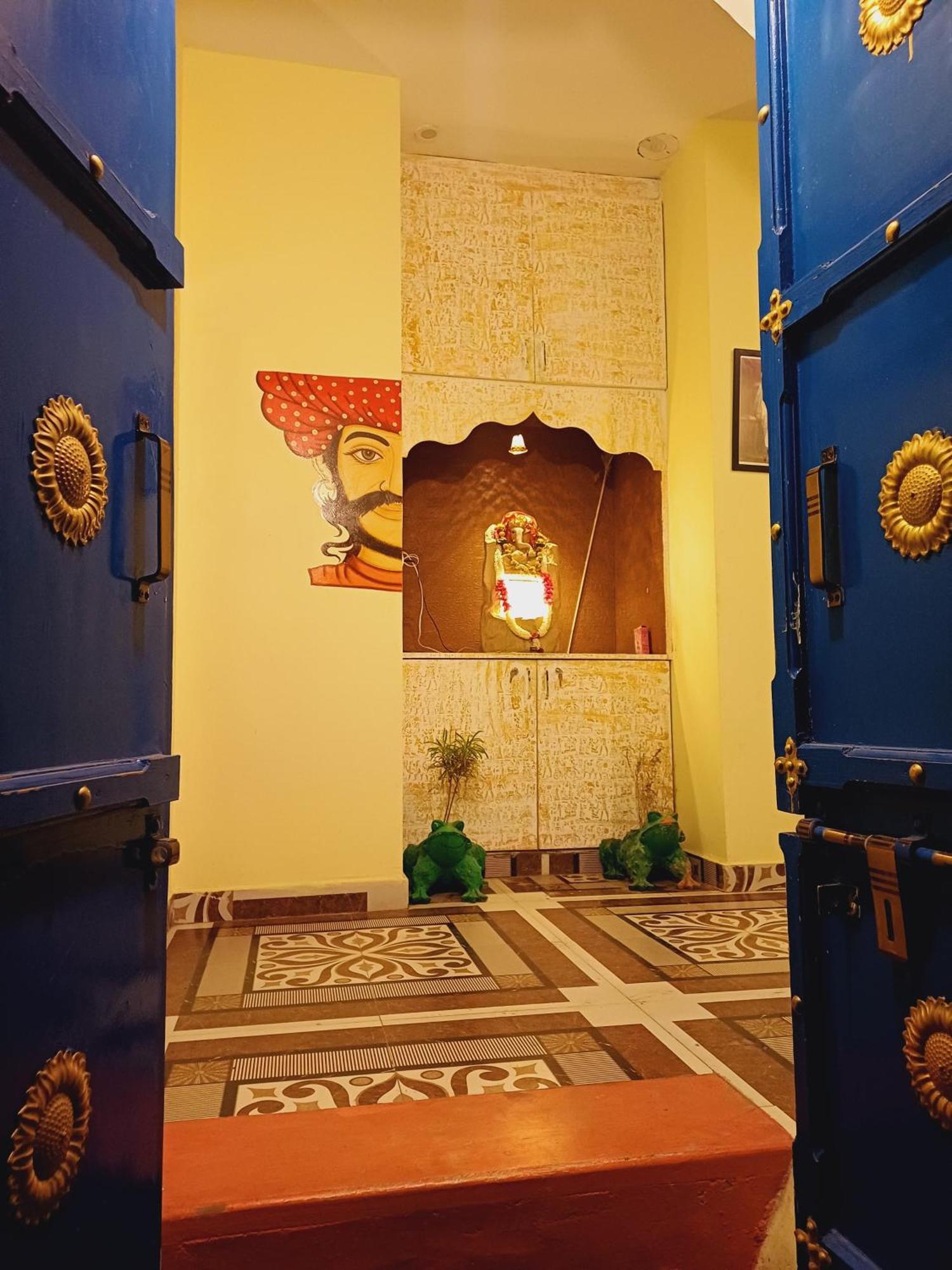 The Mehran Way Homestay Hotel