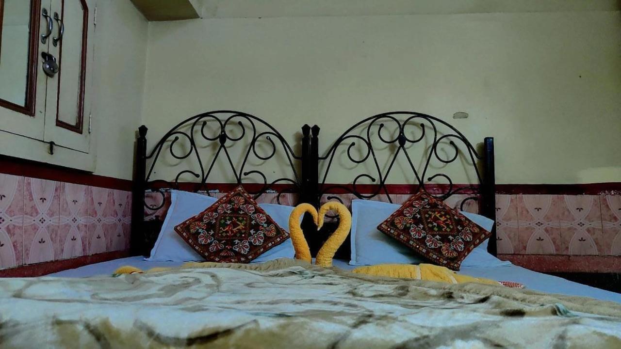 Golden Dreams *
