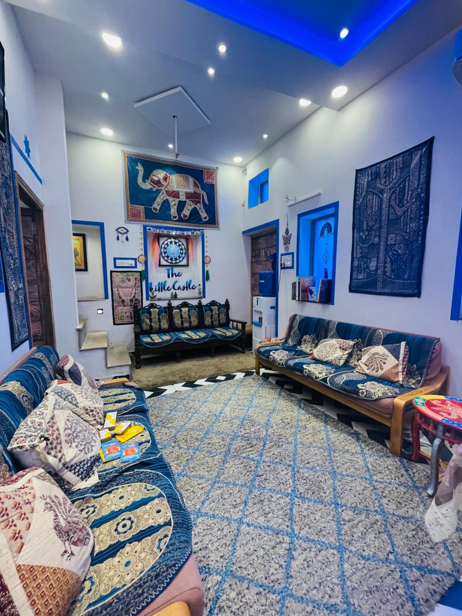Homestay The Little Castle - Boutique