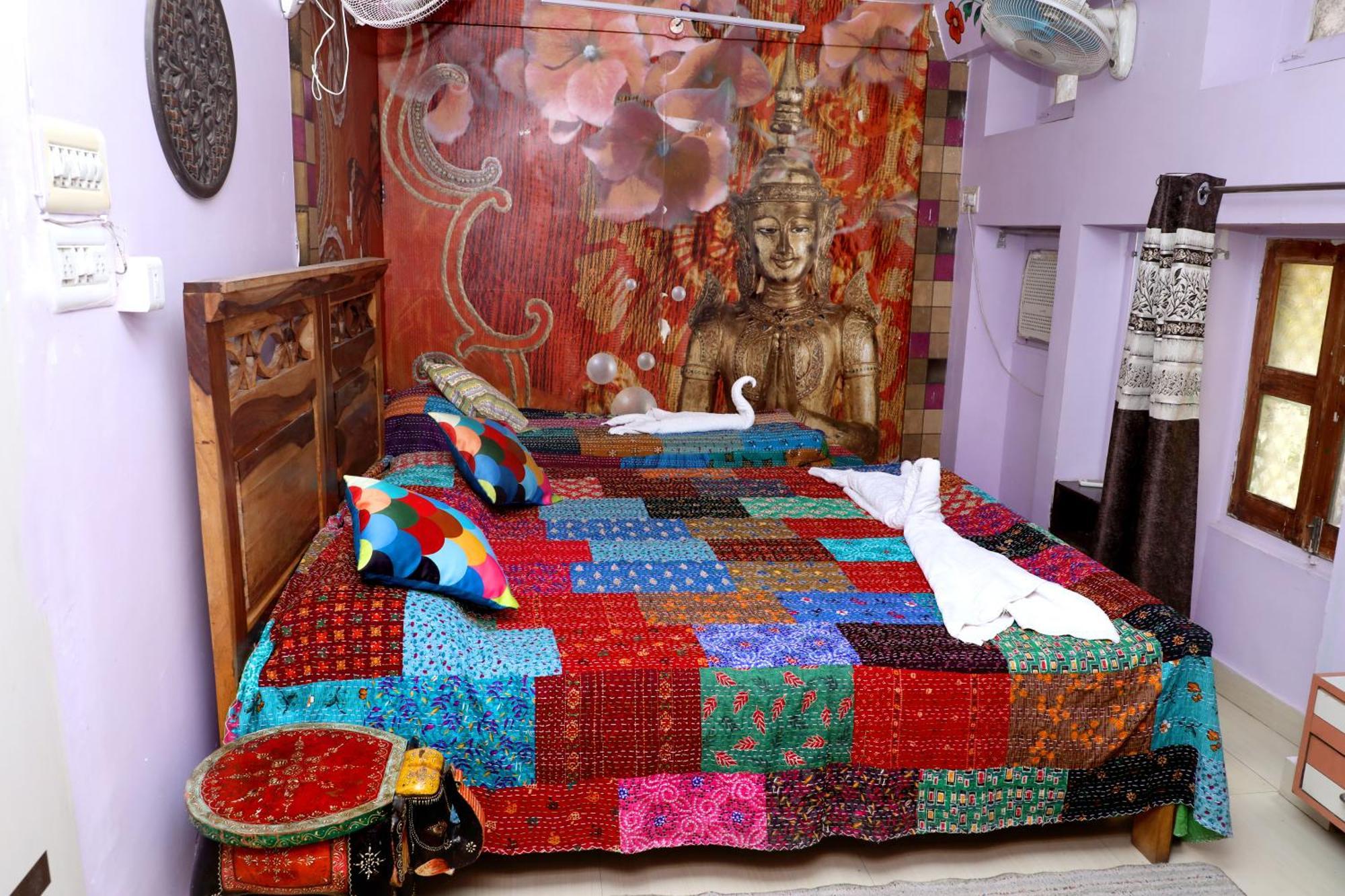 Banaji Heritage Havelii Guest house *
