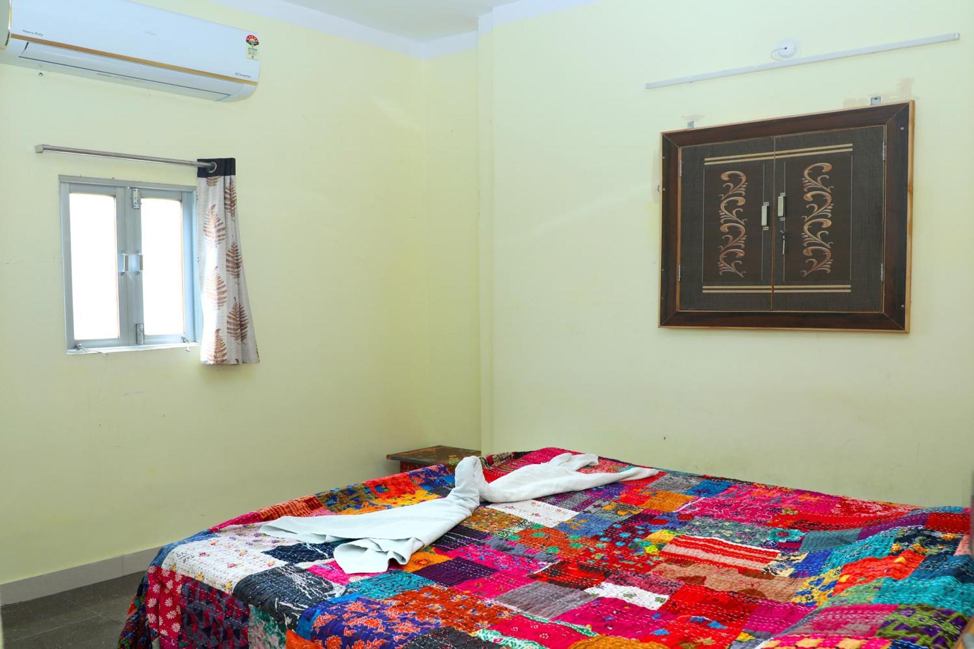 Banaji Heritage Havelii Guest house *