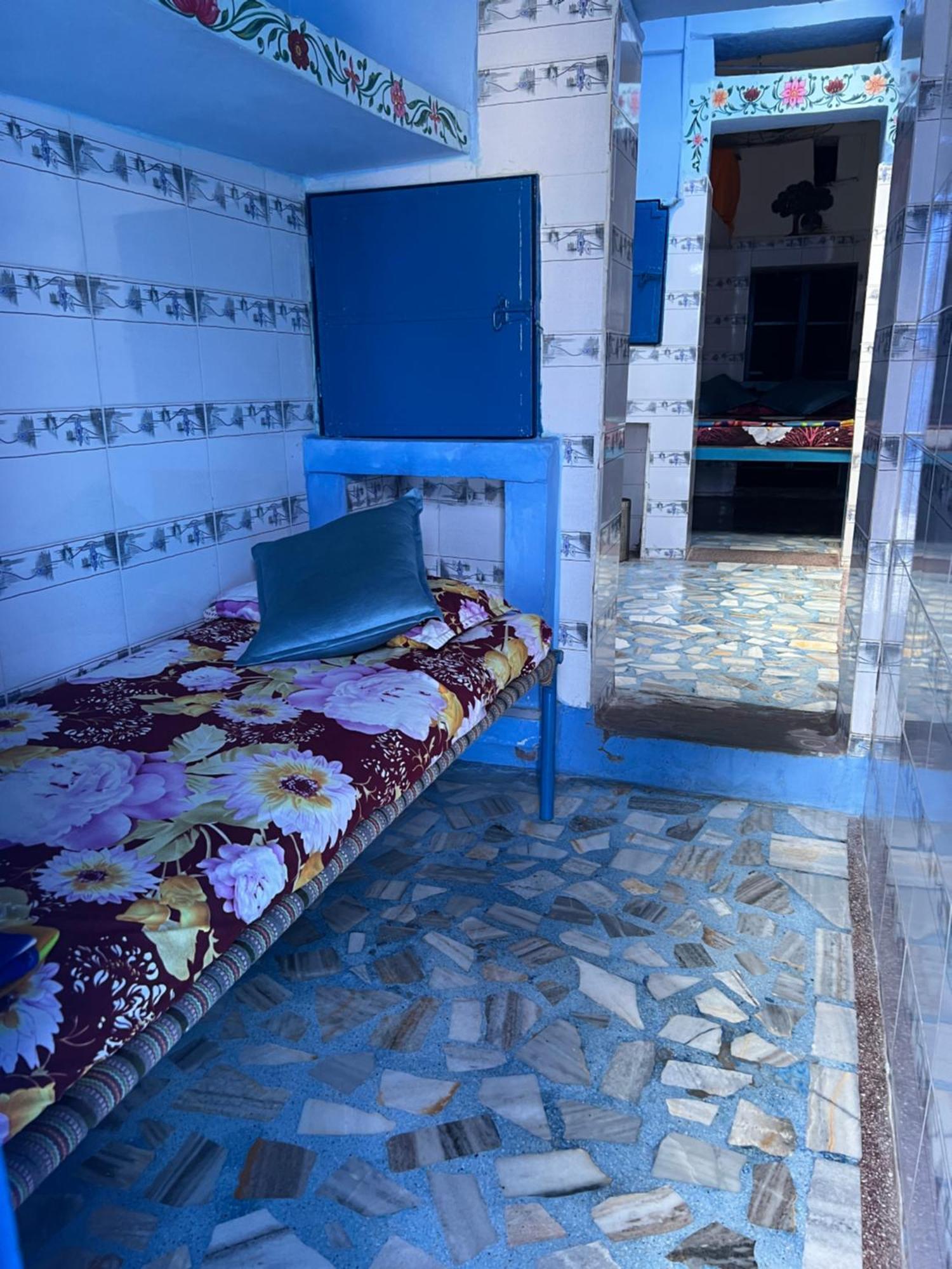 Cosy Homestay *