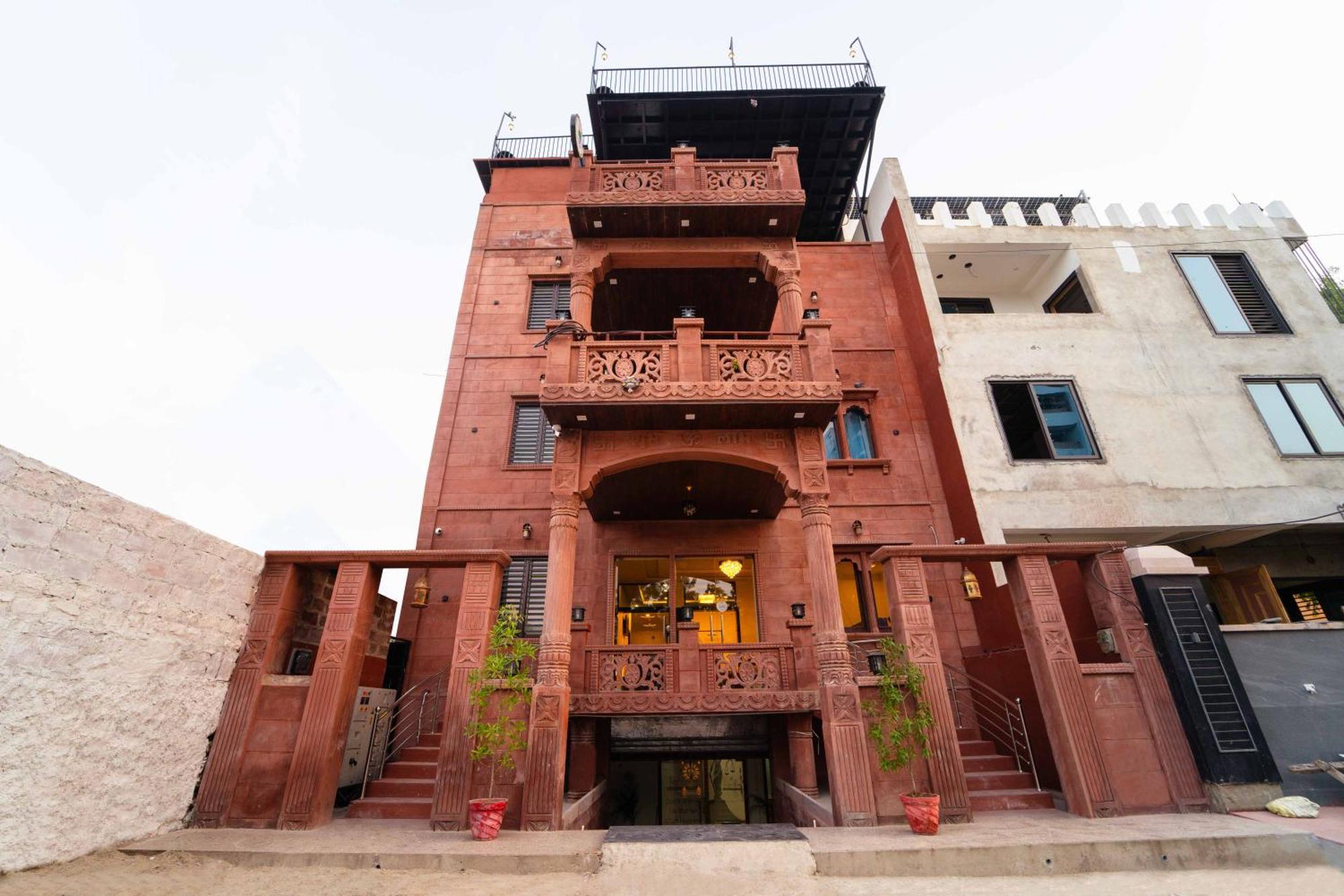Treebo Blu Vvu Hotel Jodhpur (Rajasthan)