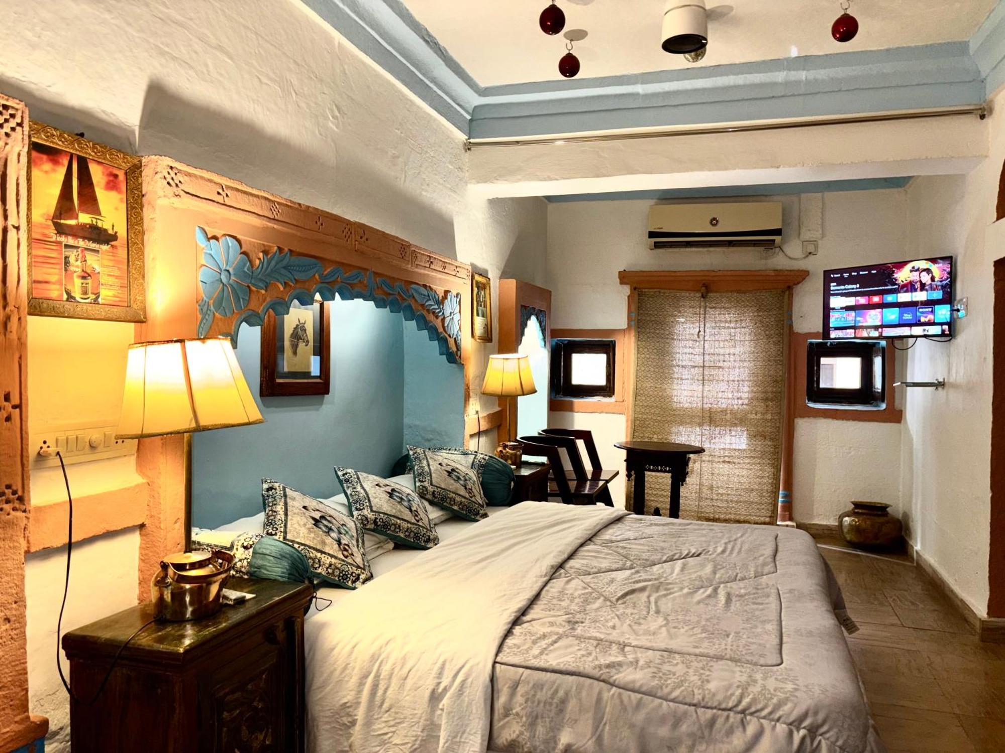 Shahi Guest house