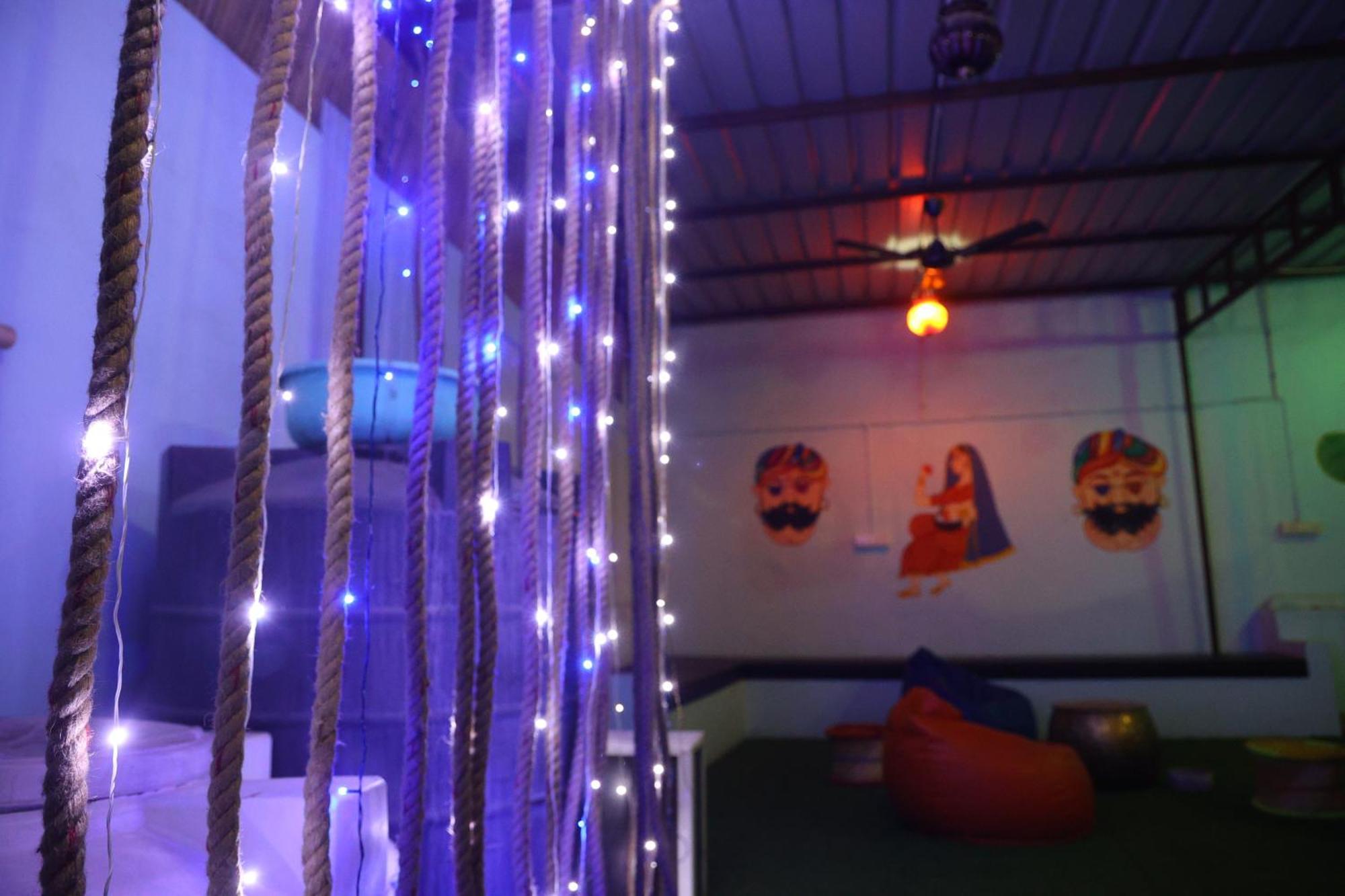 Santkripa Backpackers 400 Mtr From Railway Station Hostel *
