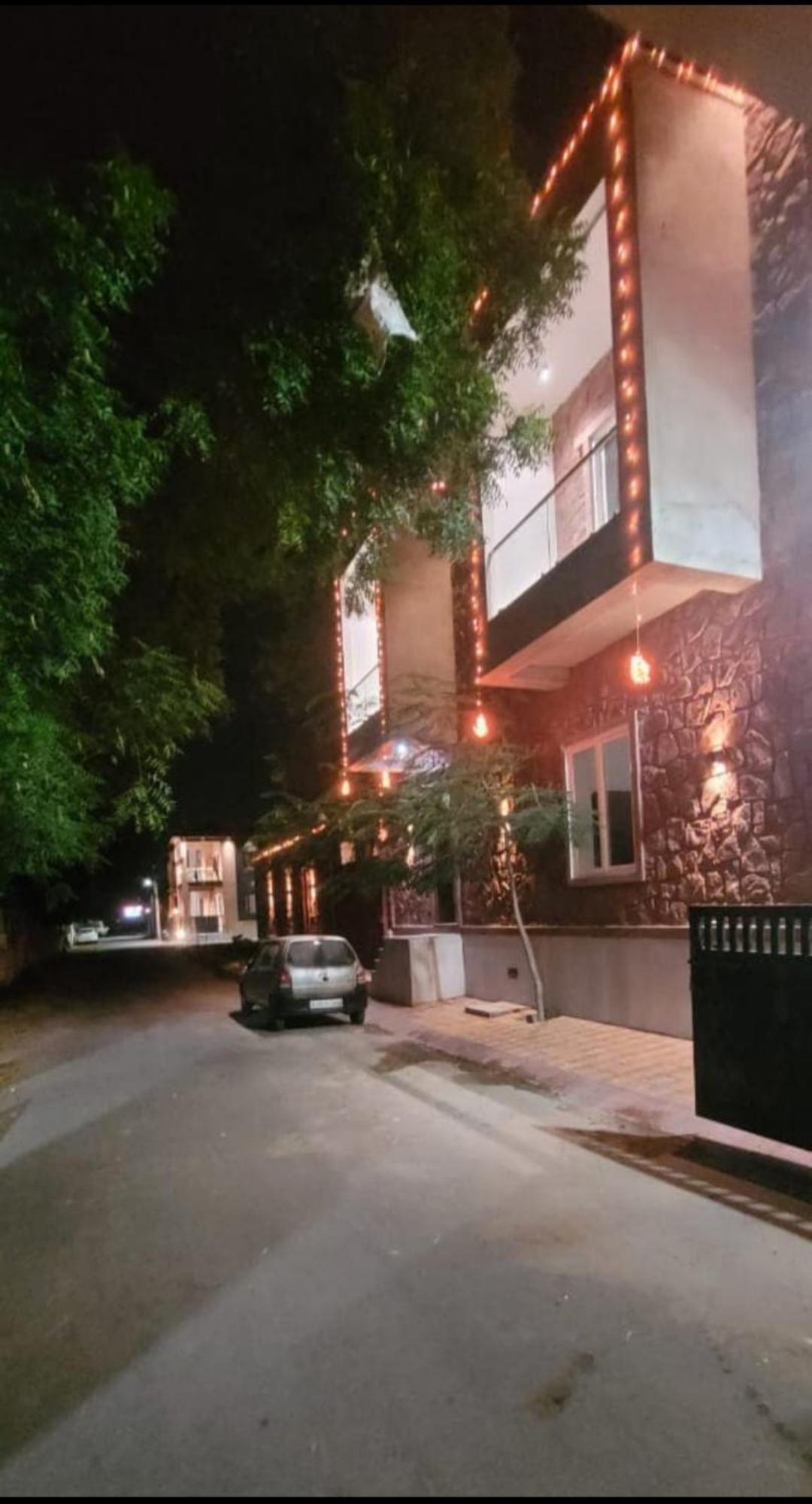 Amar Mansion Apartment