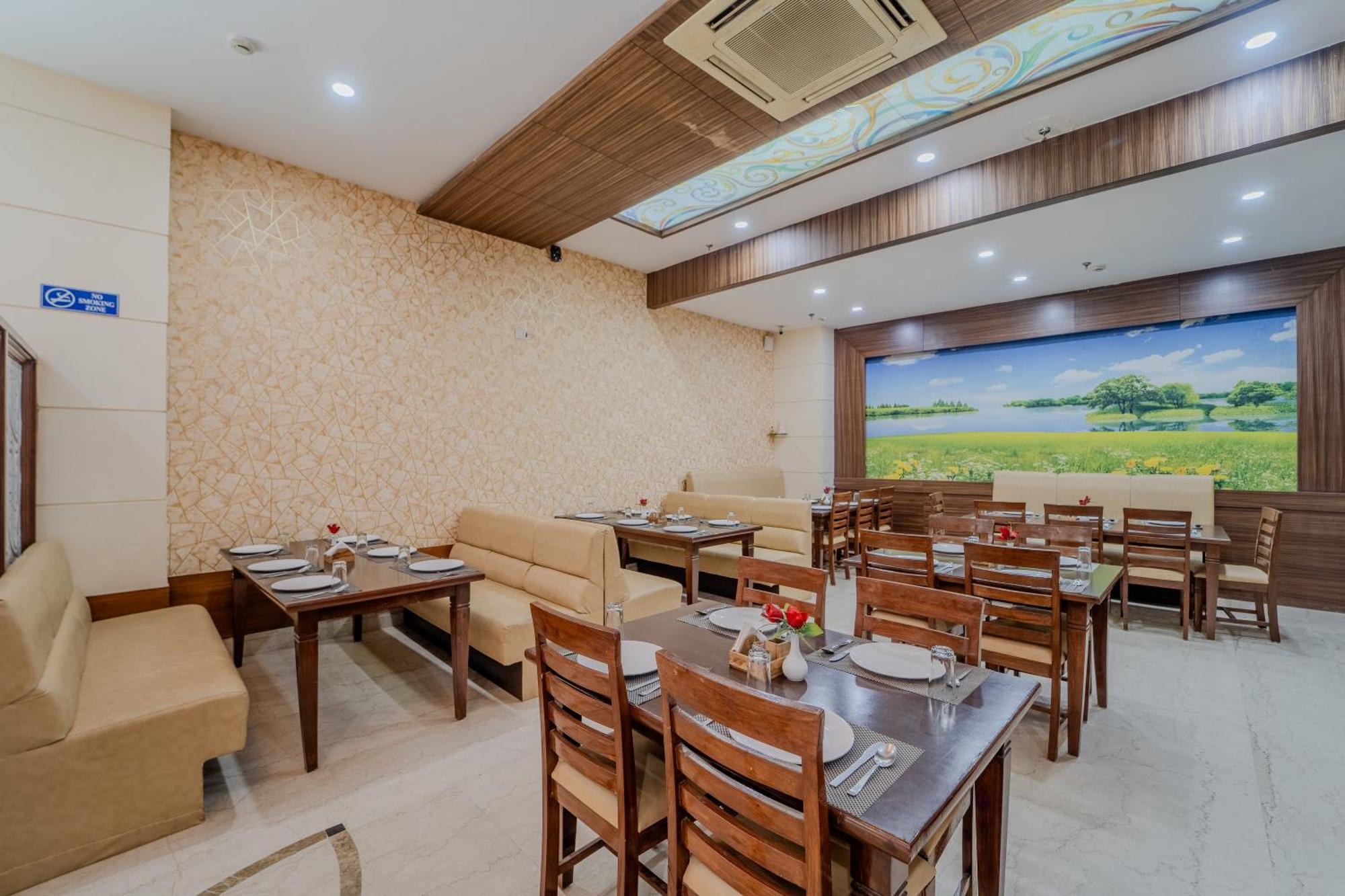Hotel Square By Keymagics Jodhpur (Rajasthan)