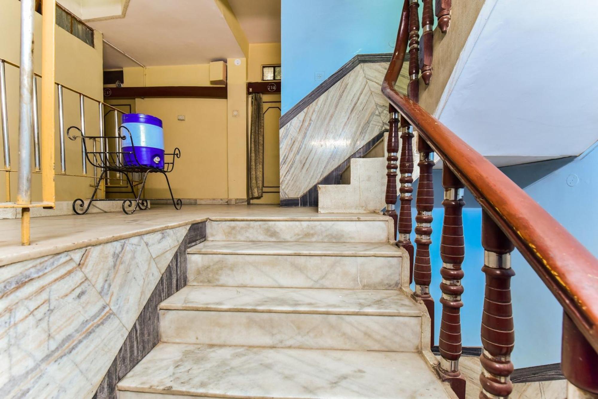 O Pardesi Hotel 2*