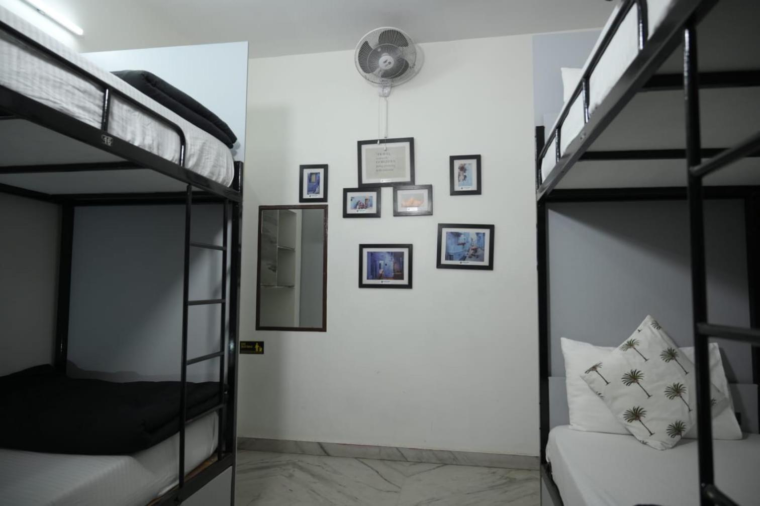 Vostel 4*