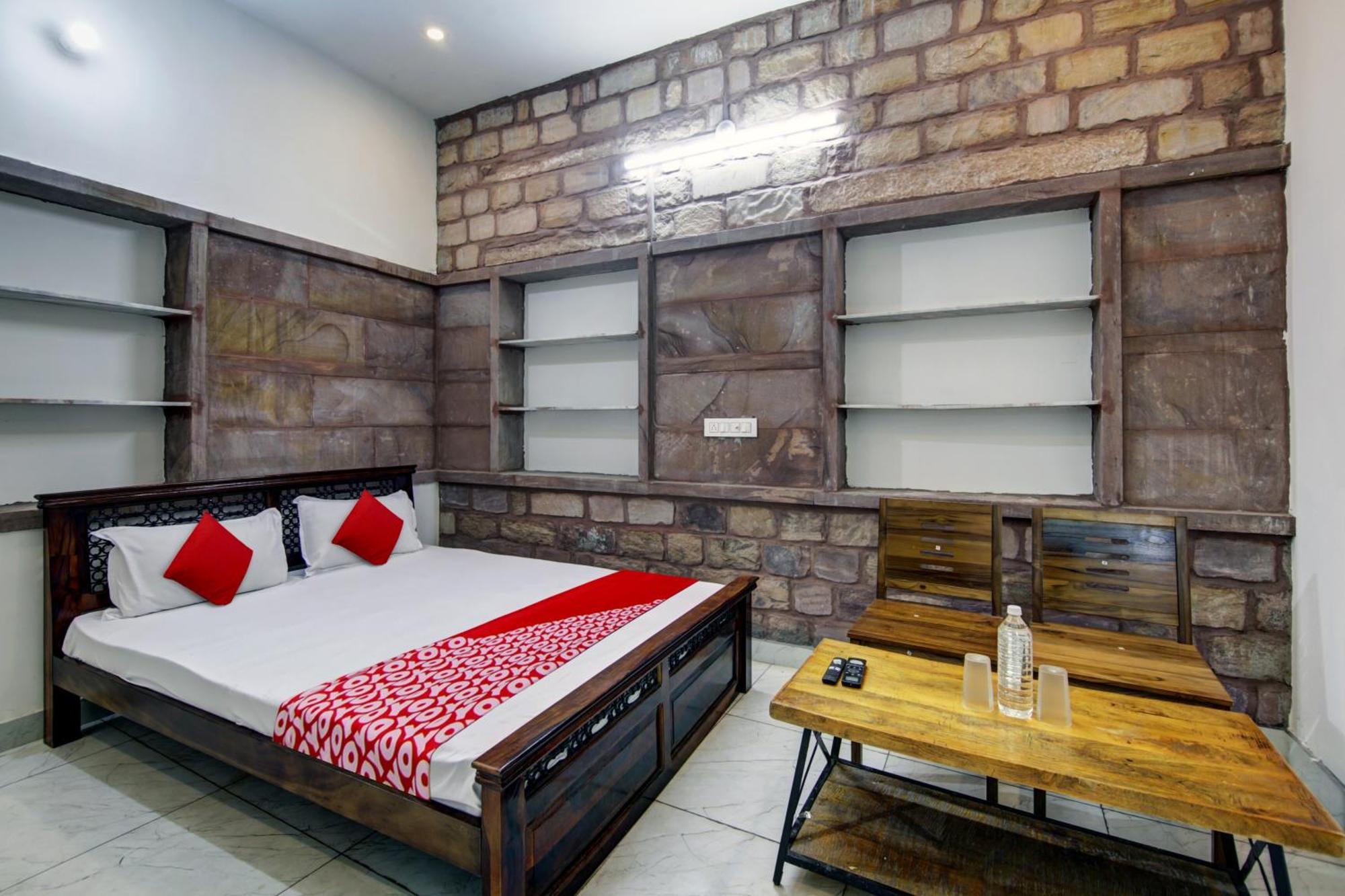 Hotel The Club Hichki