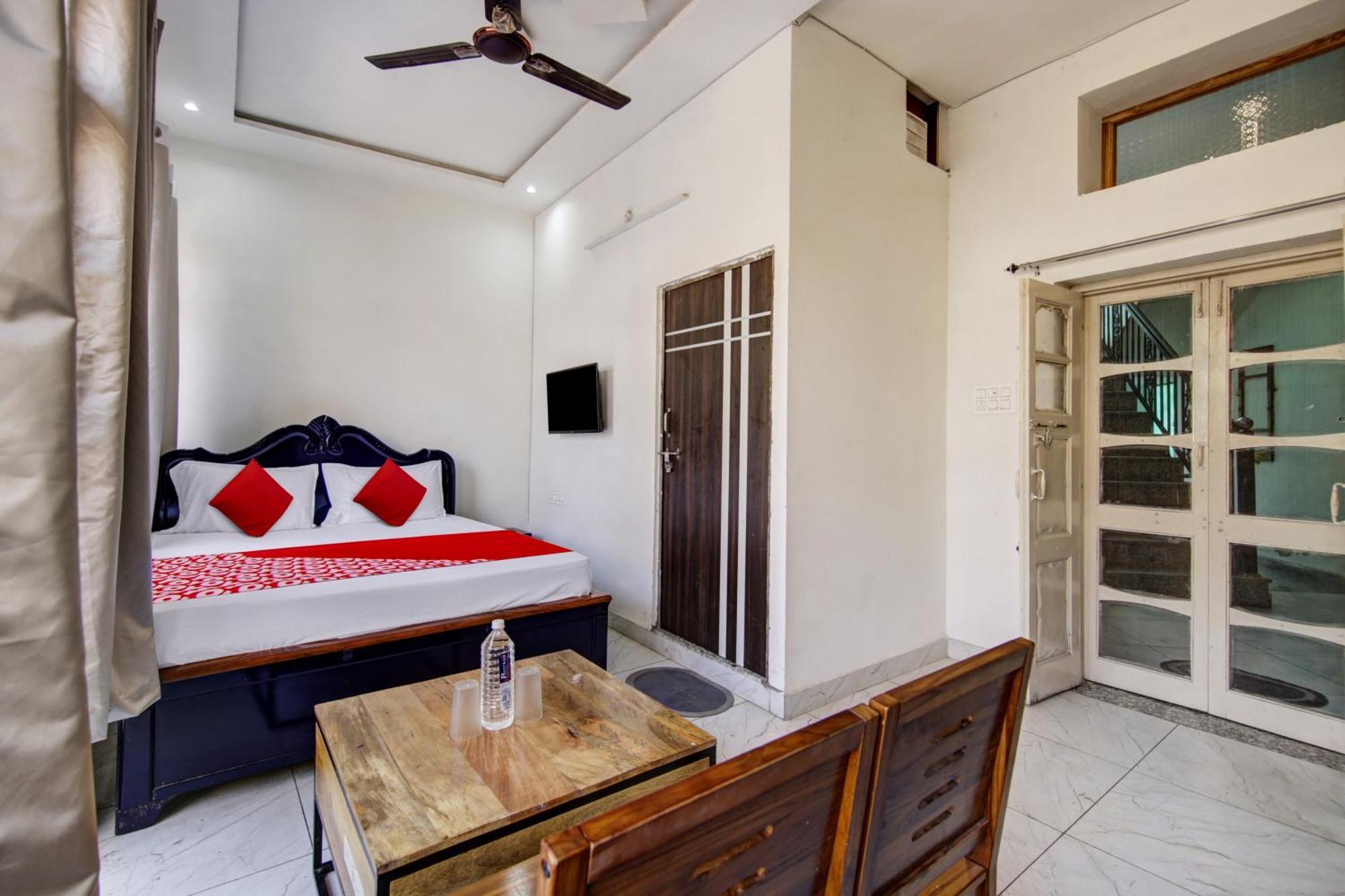The Club Hichki Hotel