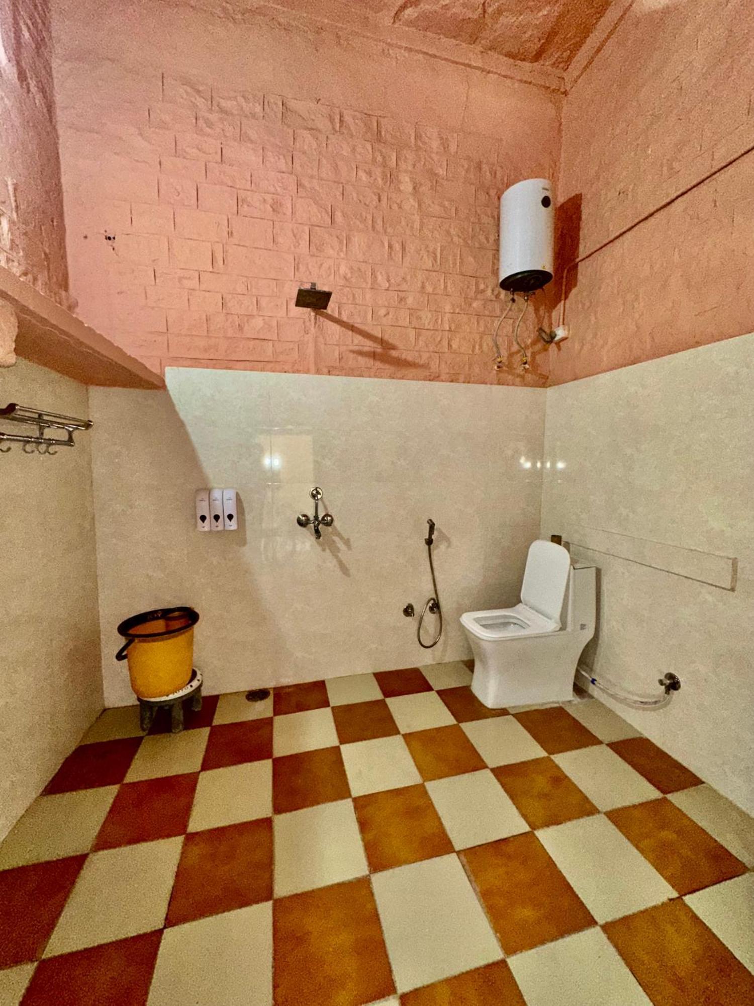Balarwa Haveli Guest house *