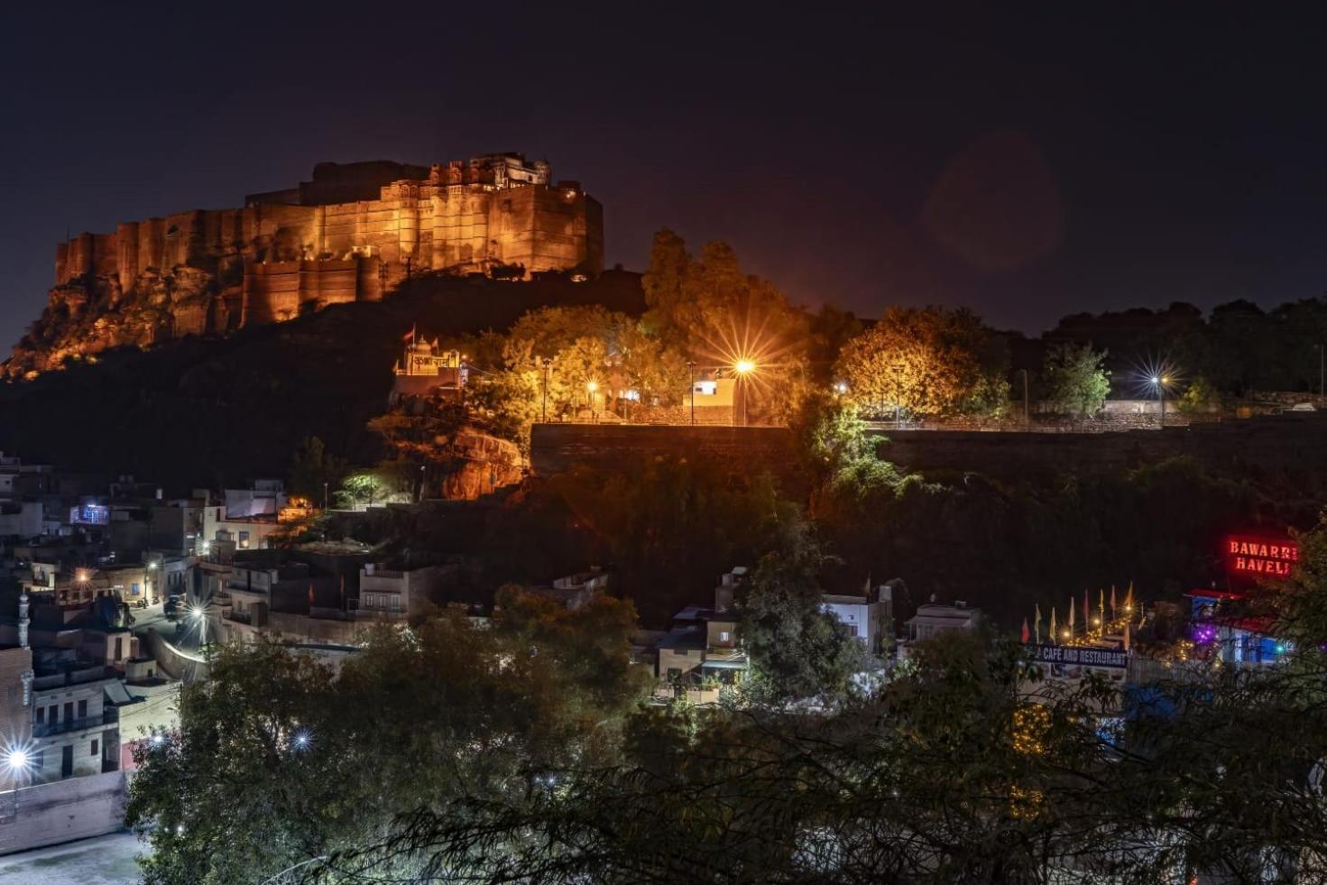 Hotel Bawarri Haveli