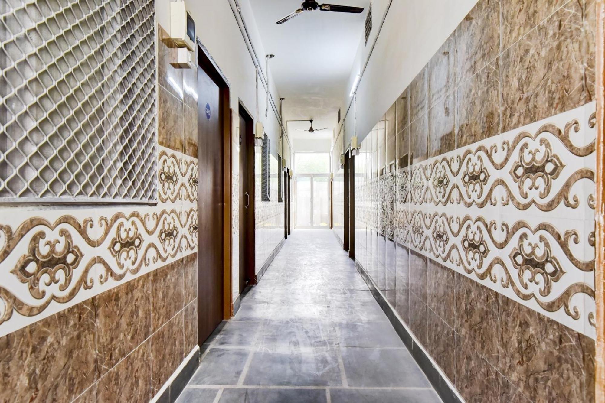 O Paradise Hotel 3*