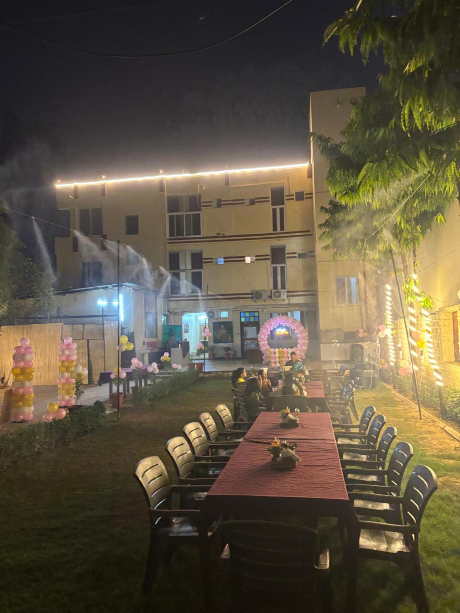 Hotel Jai Hari 3*
