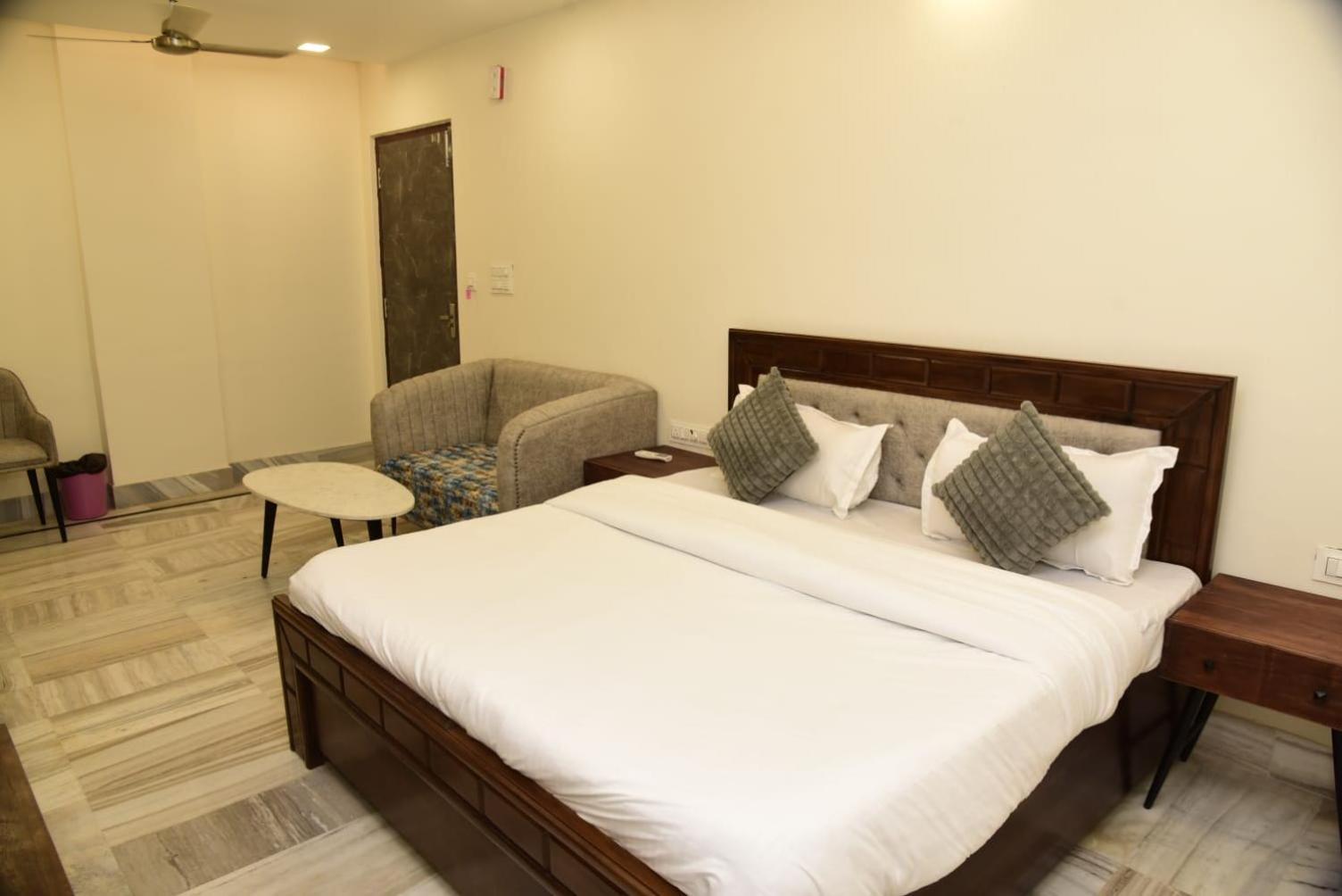 Out Hotel Jodhpur (Rajasthan)
