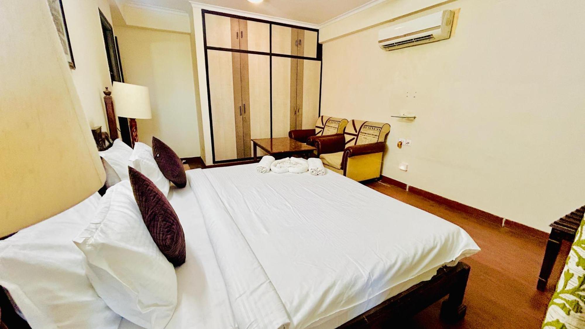 Signature Hotel 3*
