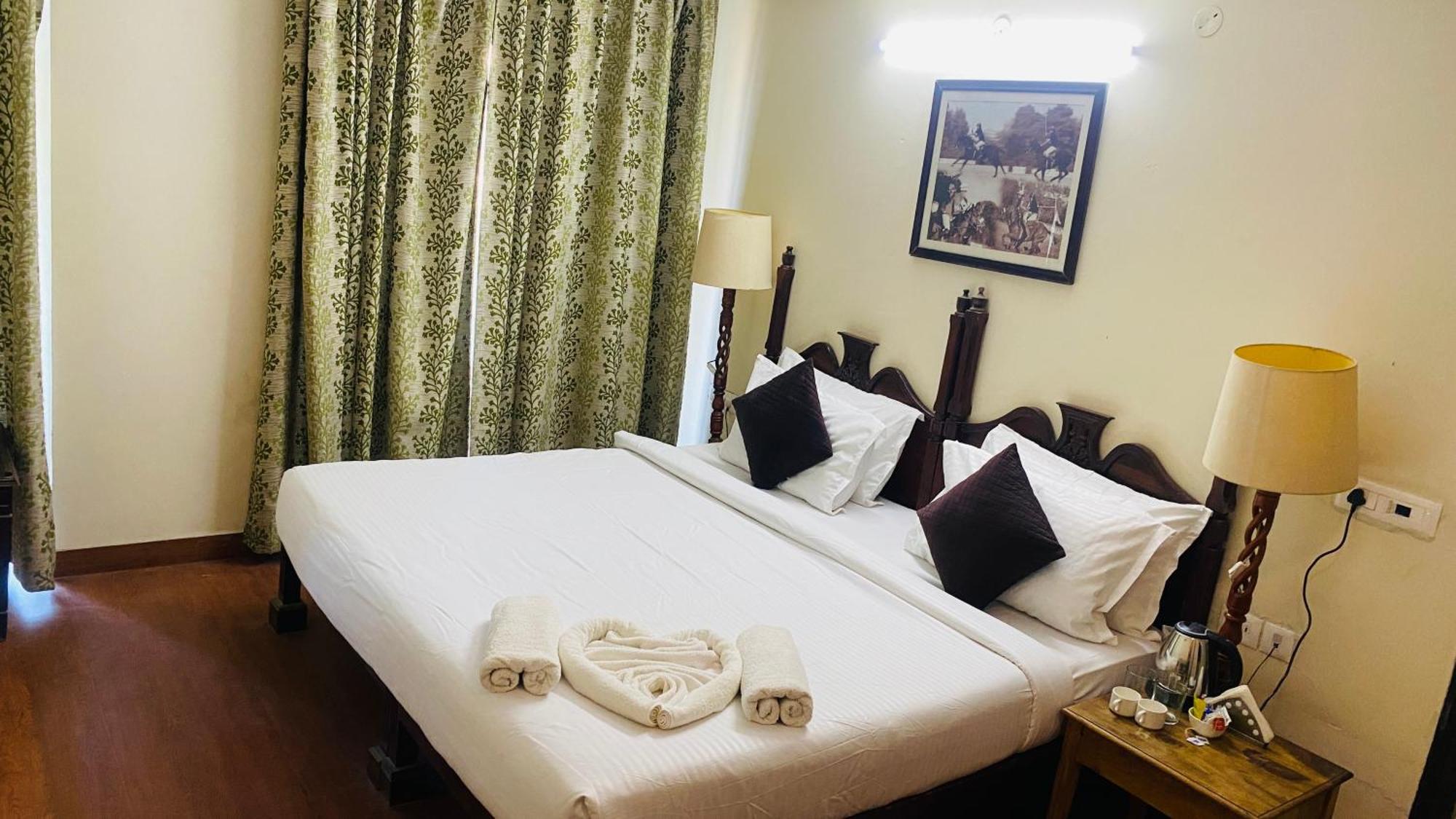 Signature Hotel