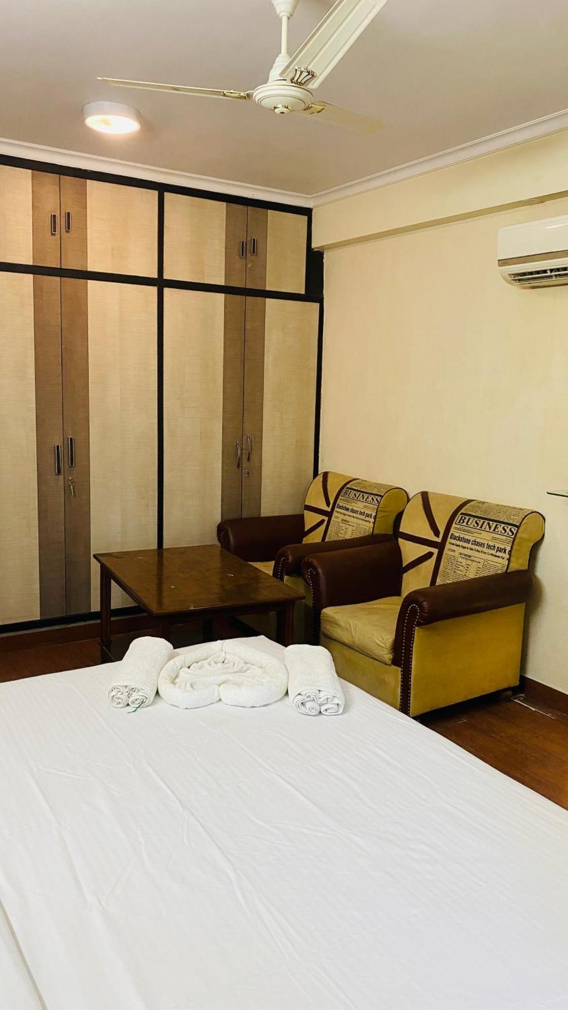Signature Hotel