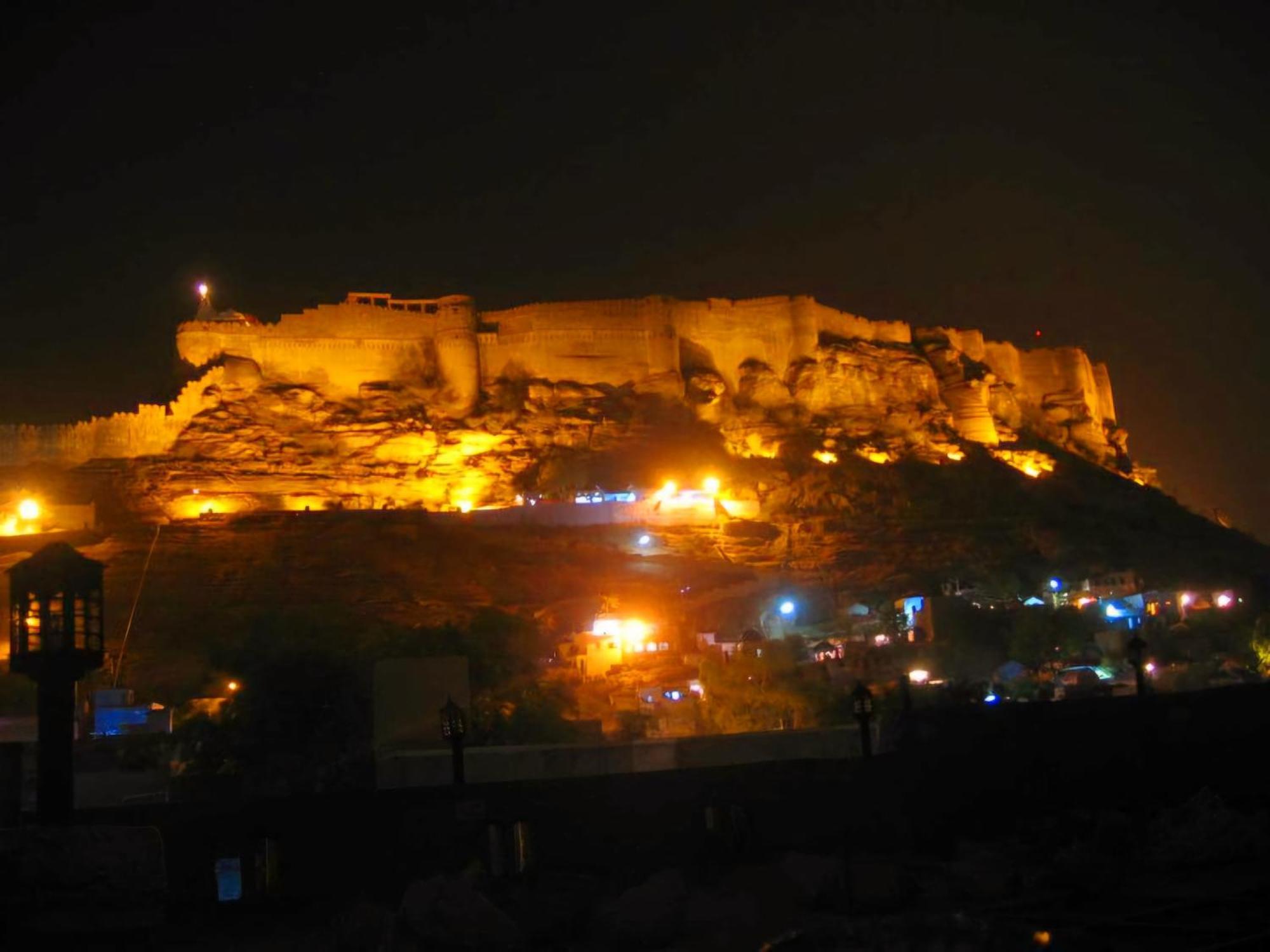 Saji Sanwri Heritage Haveli Hotel
