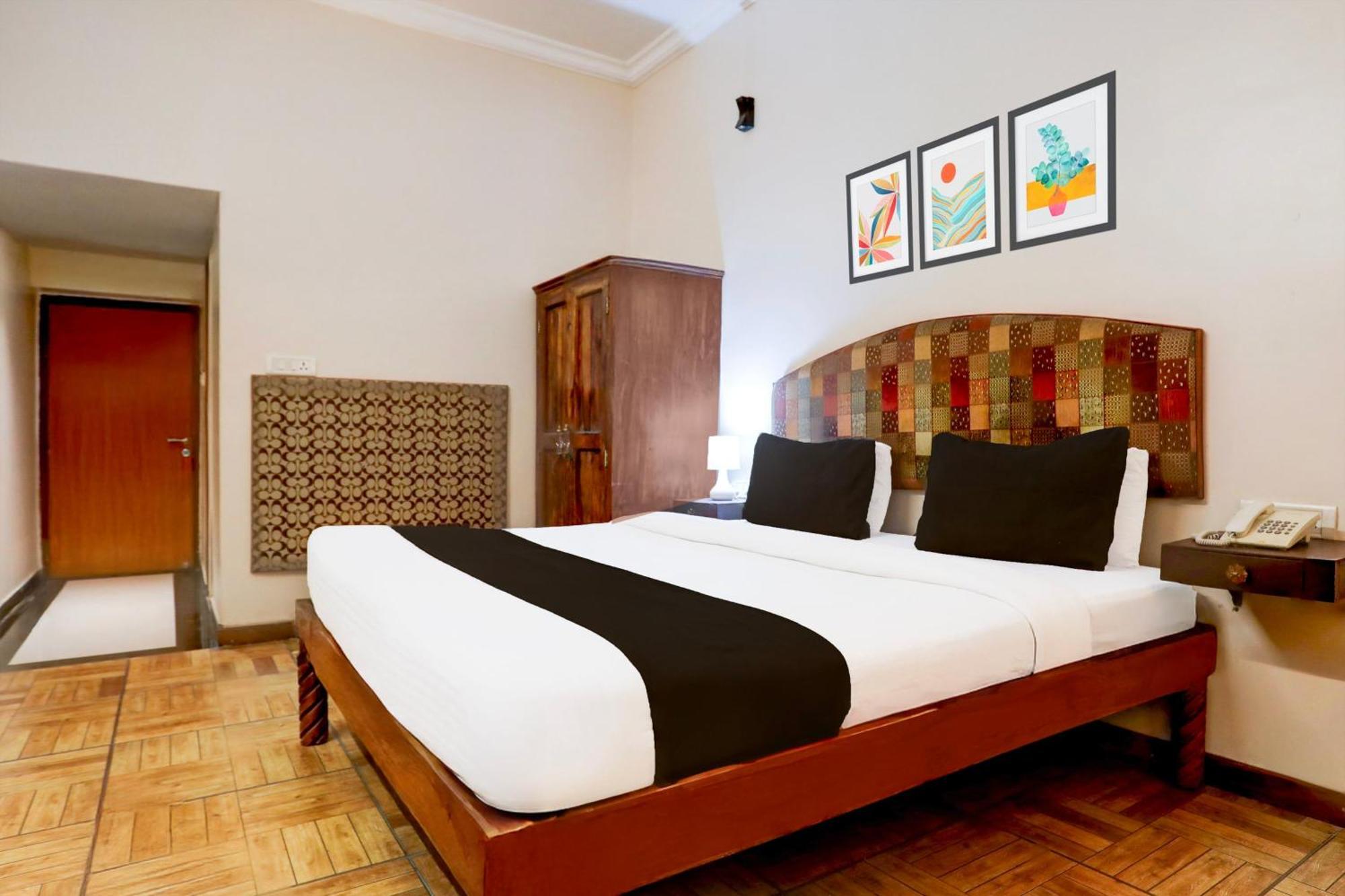 Super Collection O Rai Ka Bagh Near Railway Station Formerly Pioneer Plaza Hotel