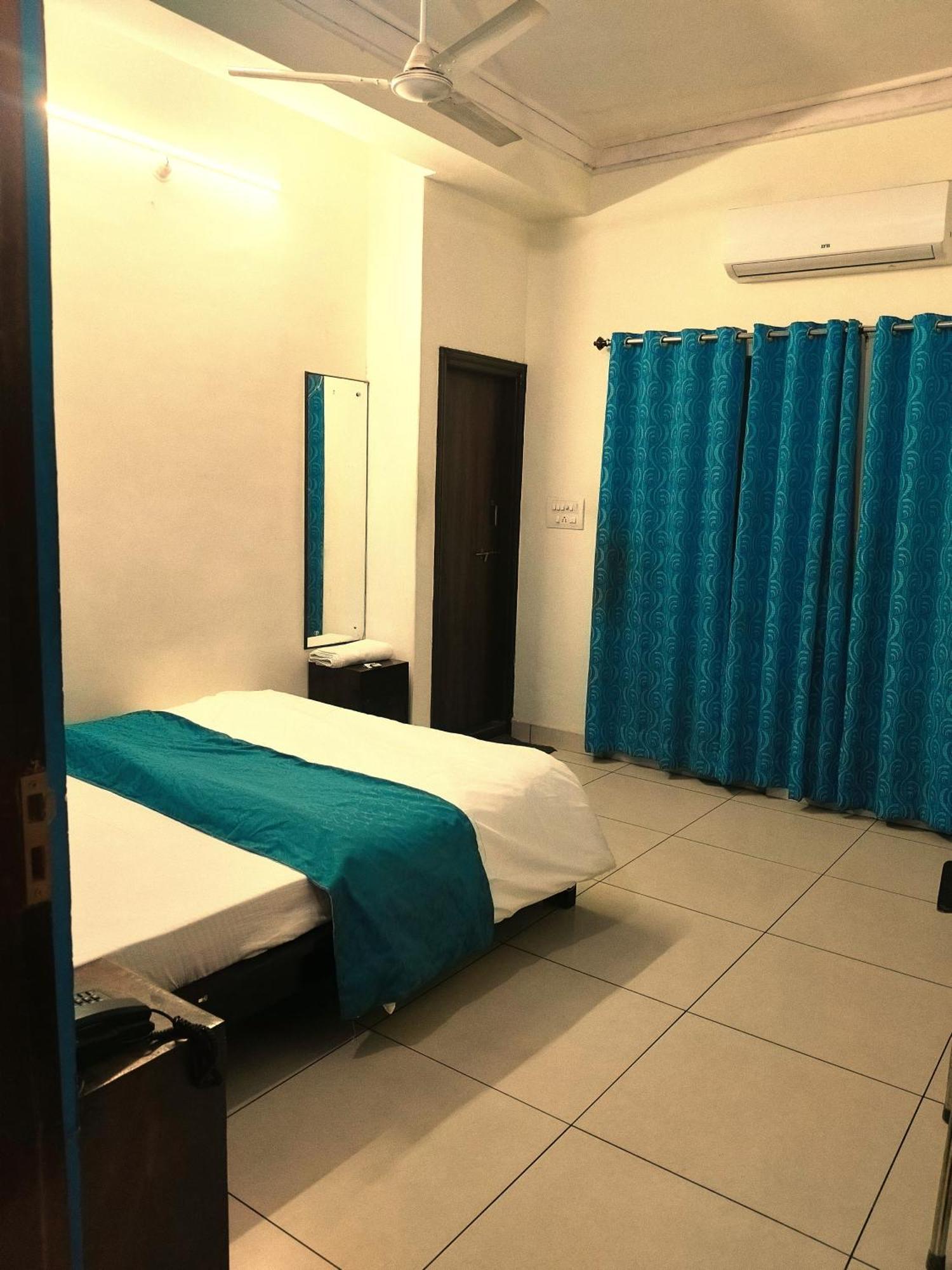 Rajasthali Hotel