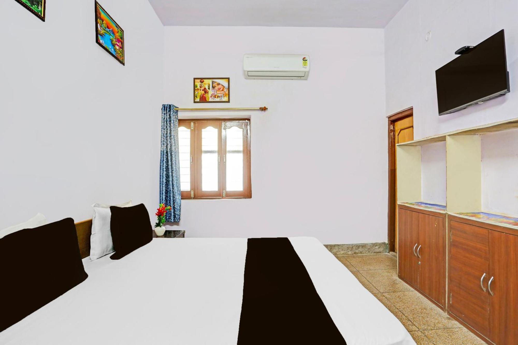 O Poonam Jodhpur (Rajasthan)