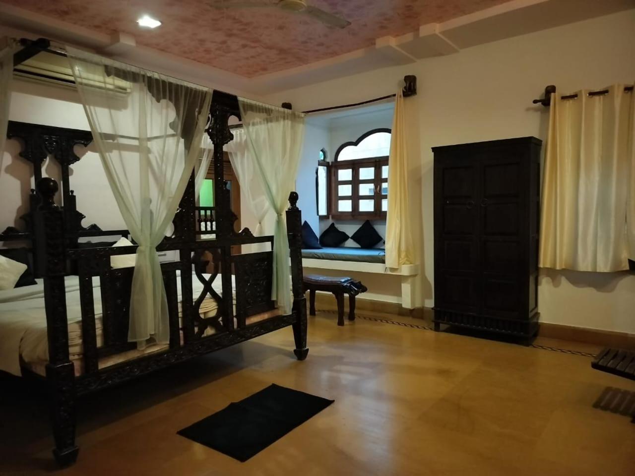 Garh Govind Resort