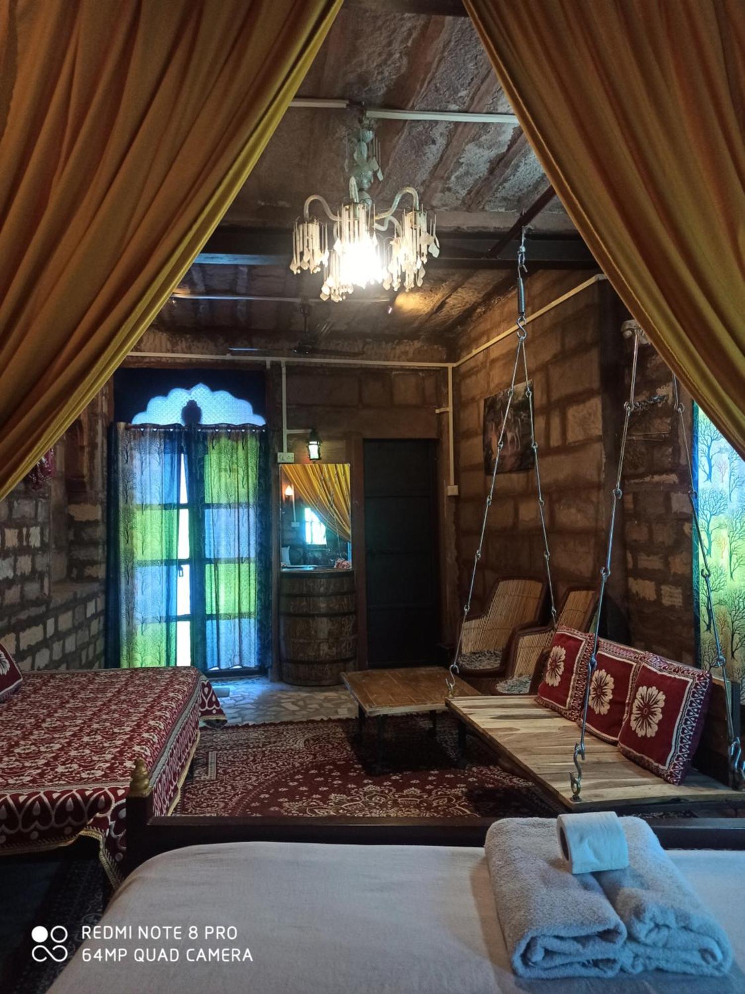 Hotel The Shangri-La Heritage Homestay *