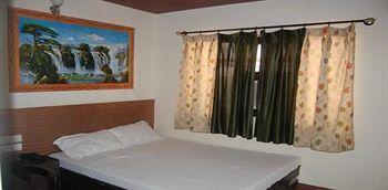 Hotel Celebration 2*