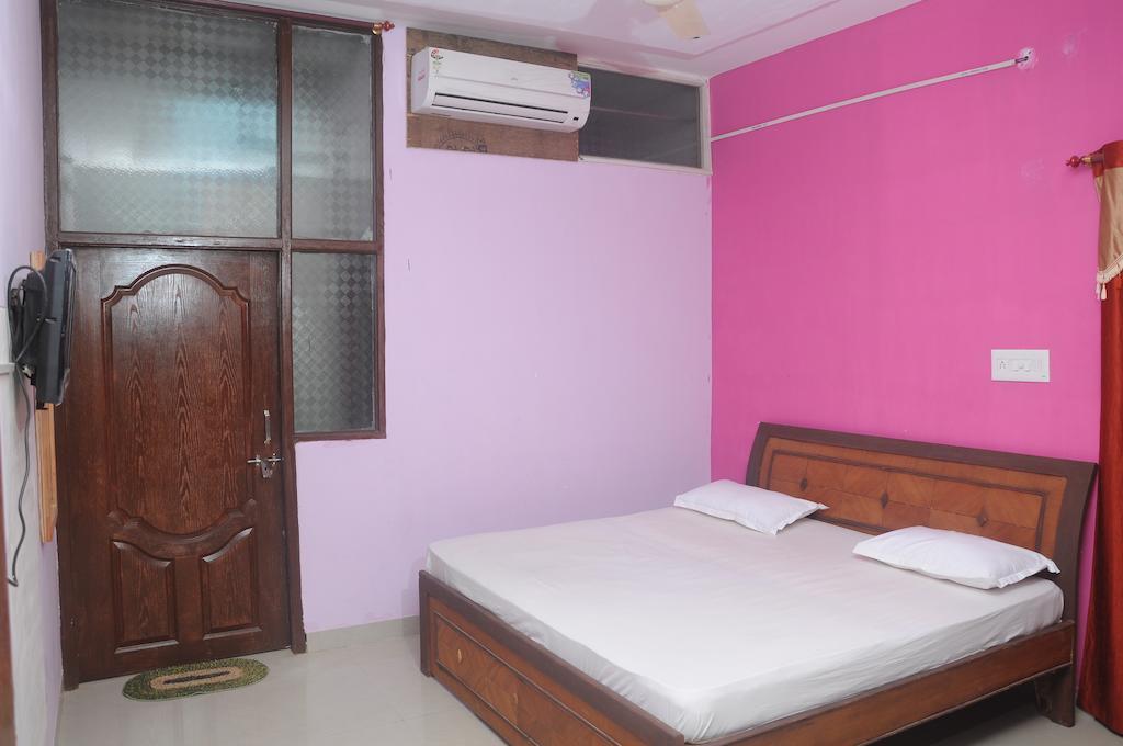 Guest house Ashish *