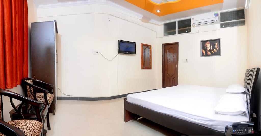Ashish Guest house