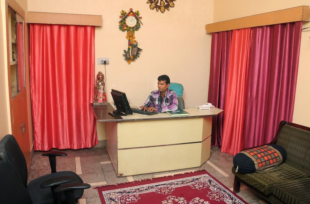 Ashish * Jodhpur (Rajasthan)
