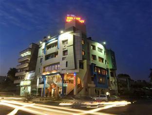 Shri Ram Excellency Hotel