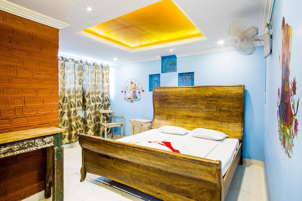 The Blue House Hostel *
