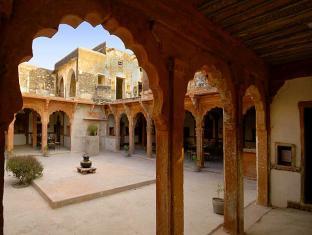 Sathin Garh Heritage Homestay