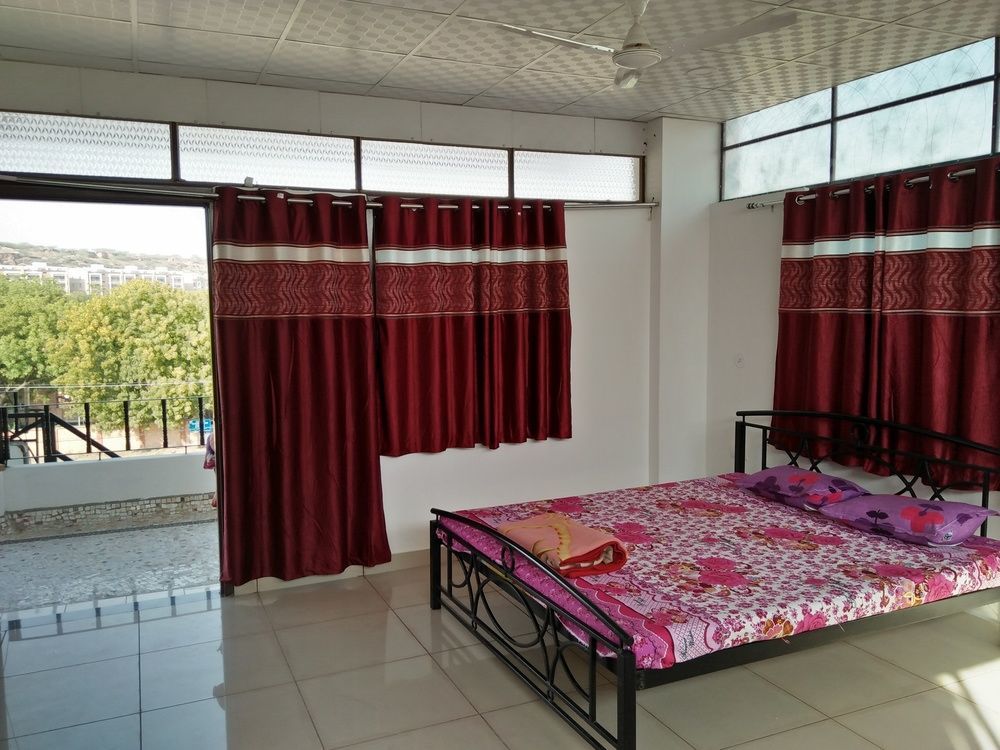 Guest house Ganesham *