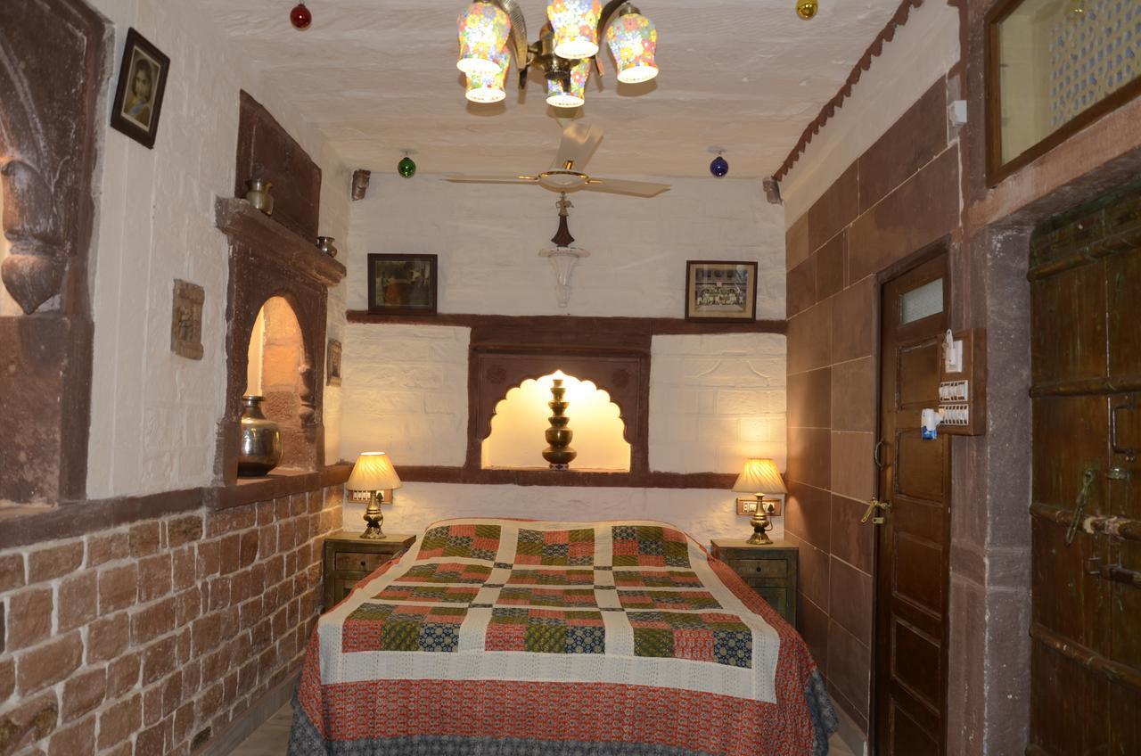 Raj Mandir Boutique *
