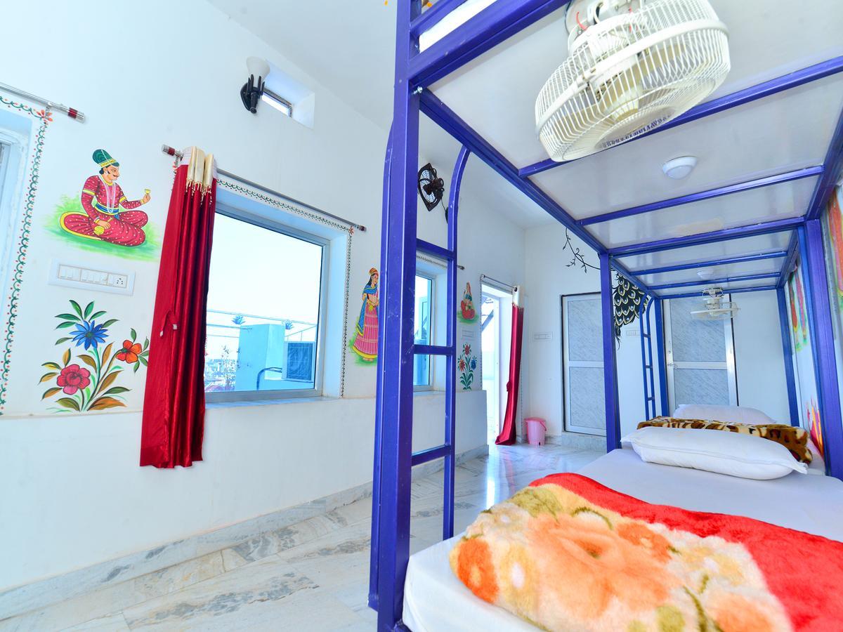 L G Guest House