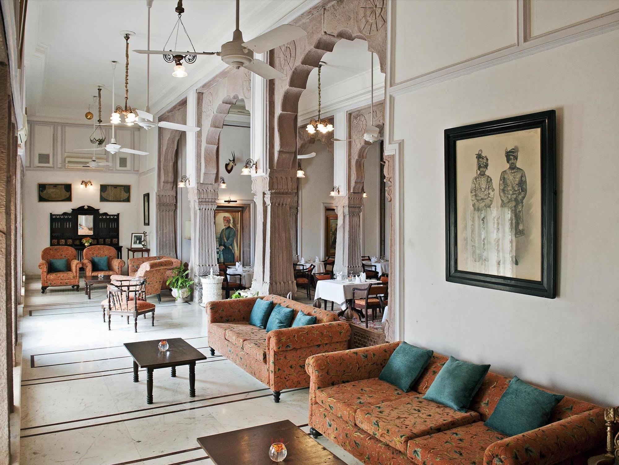 Resort Welcomheritage Bal Samand Palace Jodhpur (Rajasthan)