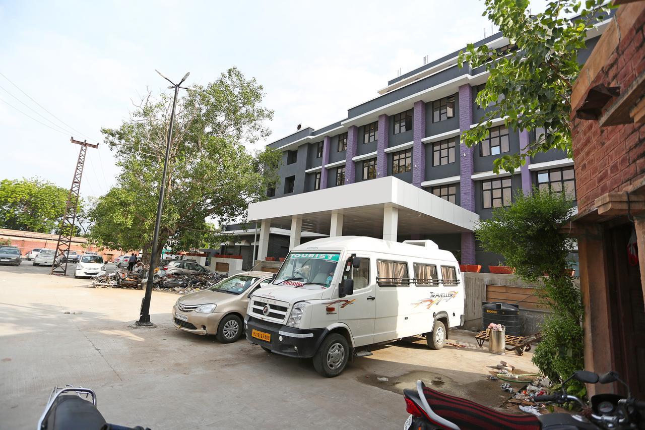 Cosmopolitan Hotel