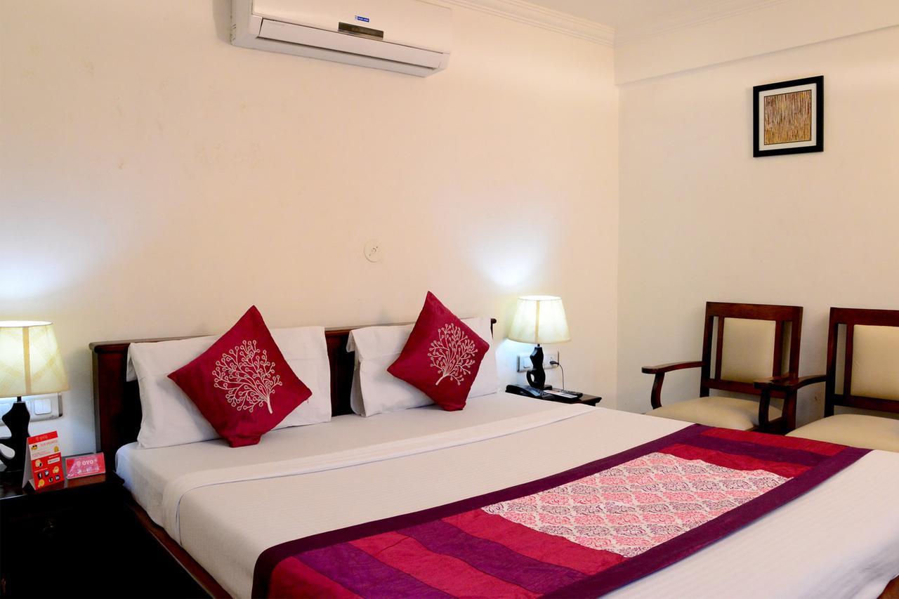 Shree Mohan Hotel