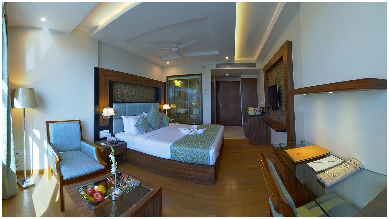 Hotel Shri Ram Empire