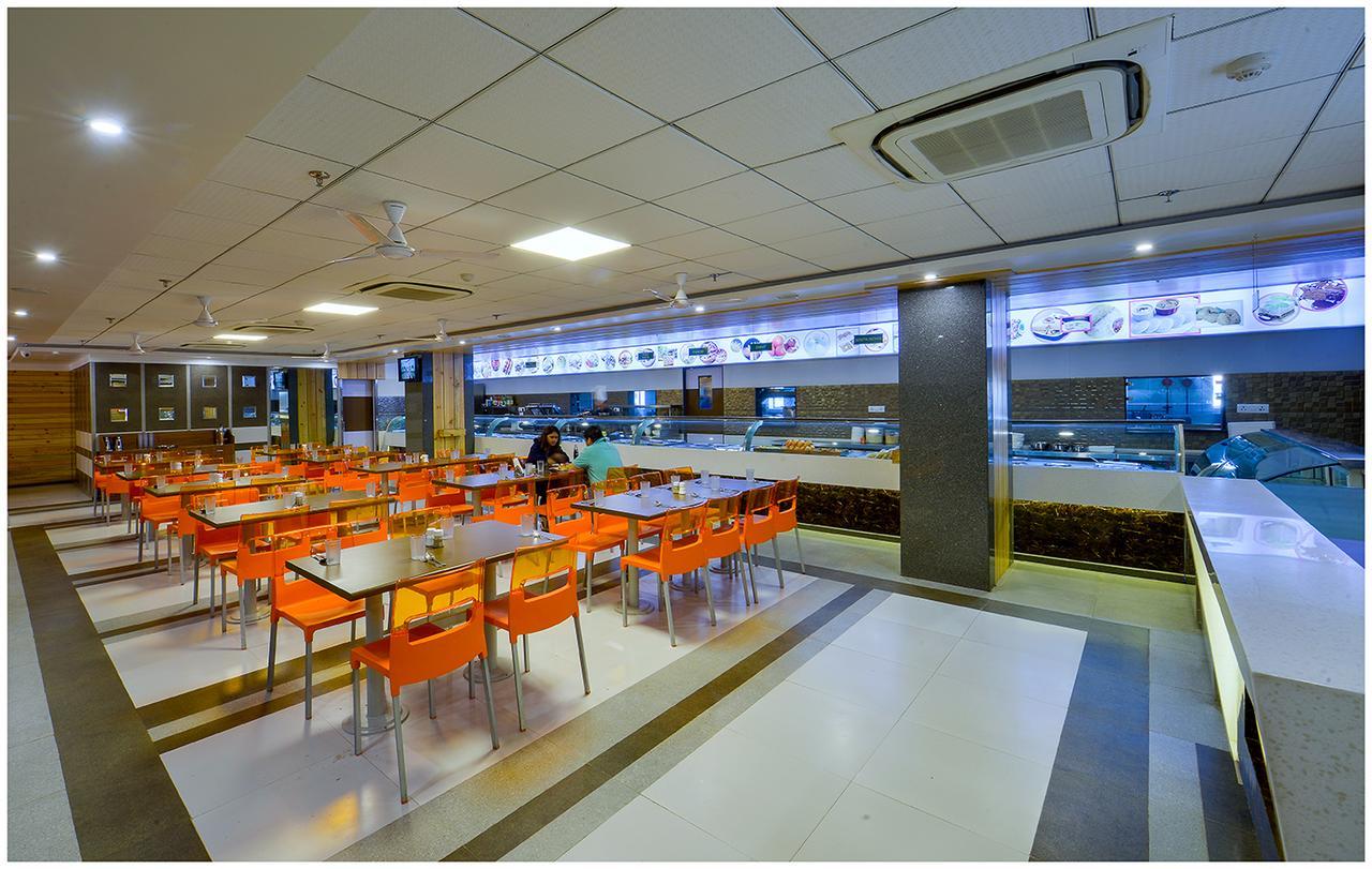 Shri Ram Empire Hotel
